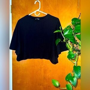 Black Oversized Crop​​​​​​​​​